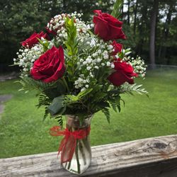 In Full Bloom Flowers - An amazing collection of red roses from In Full Bloom!