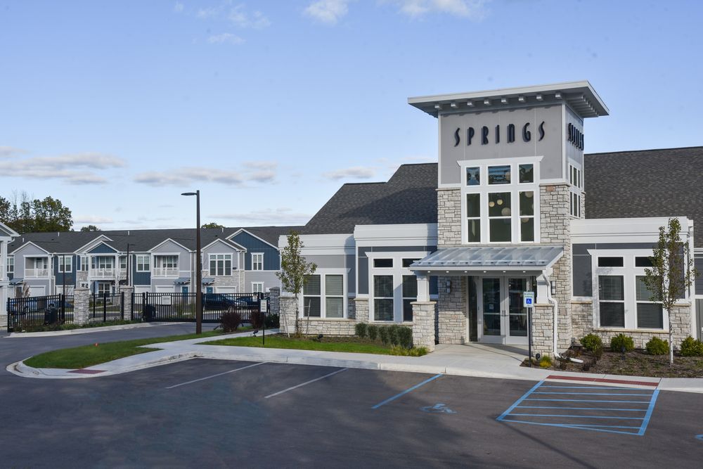 SPRINGS AT KNAPP’S CROSSING Updated September 2024 30 Photos & 10