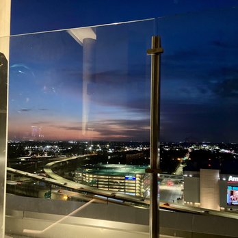 AC Sky Bar - Night view - Bars Near Me - Orlando, Florida AC Sky Bar - Night view - Bars Near Me - Orlando, Florida