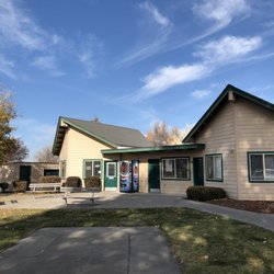 Kingswood Apartments