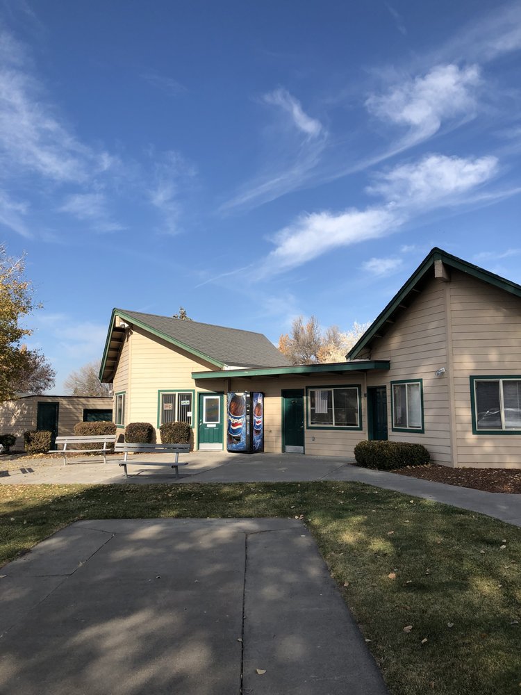 KINGSWOOD APARTMENTS Updated October 2024 2919 Eberlein Ave