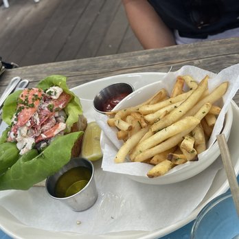 Perla's - Lobster Roll , Bibb Lettuce , House Mayo , Drawn Butter Sandwich - Seafood Near Me - Austin, Texas