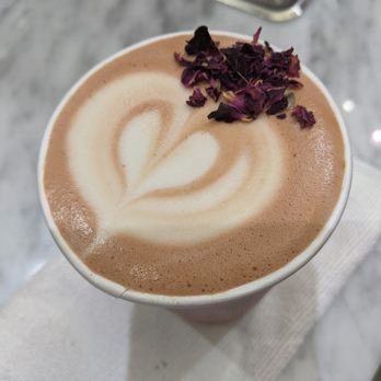 Coffee and Plants - Rose Bowl Latte - Coffee & Tea Near Me - Pasadena, California