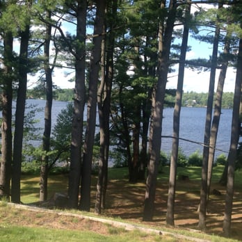 Pinedale Inn Efficiency Motel - View from the room .. . - Hotels Near Me - Gravenhurst, Ontario Pinedale Inn Efficiency Motel - View from the room .. . - Hotels Near Me - Gravenhurst, Ontario