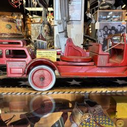 Arizona Territorial Antiques - Vintage truck