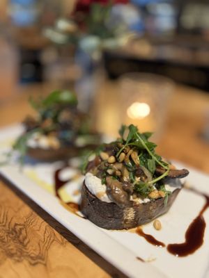 Q Restaurant & Bar by null