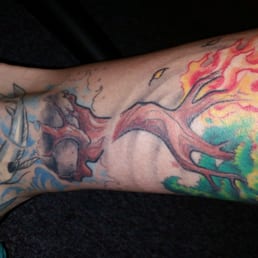Tree was the firs tone done by Dee, two years later, she added the fish. Blended perfectly and looks awesome. Tree was the firs tone done by Dee, two years later, she added the fish. Blended perfectly and looks awesome.
