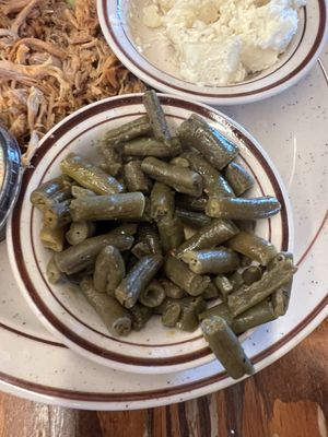 Seminar Brewing & Elliott's BBQ Lounge by null