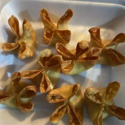 Cream cheese wontons. Always delicious! Cream cheese wontons. Always delicious!
