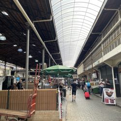 Mercado Municipal Kinjo Yamato