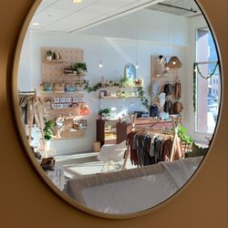 Janes Family Shop - Shop views!