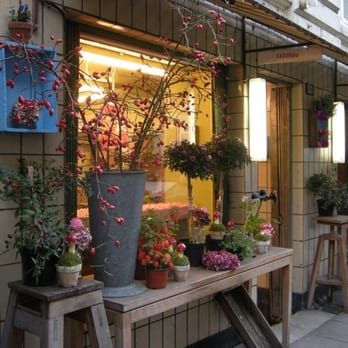 Saxifraga - Florists Near Me - Hamburg, HH Saxifraga - Florists Near Me - Hamburg, HH