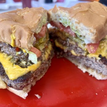 Dolly's Diner - Double Super Burger - Diners Near Me - Princeton, West Virginia
