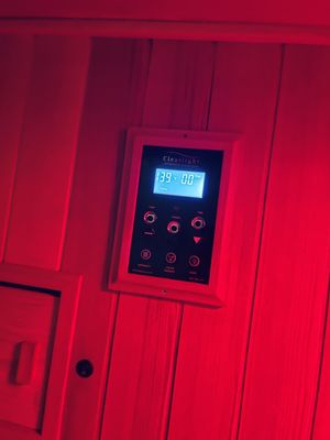 Paradise Tan & Spa - Image 3