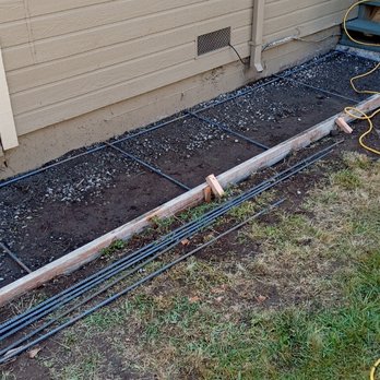 Gregory Wade's Concrete Services. - Same house other side walkway - Masonry/Concrete Near Me - Oakland, California