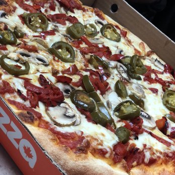 Pizza Pizza - Mushrooms, jalapeños and sweet red peppers - Pizza Near Me - Grimsby, Ontario Pizza Pizza - Mushrooms, jalapeños and sweet red peppers - Pizza Near Me - Grimsby, Ontario