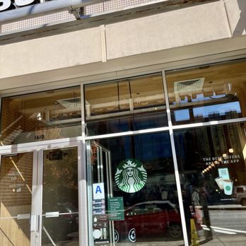 Starbucks - Coffee & Tea Near Me - Milwaukee, Wisconsin