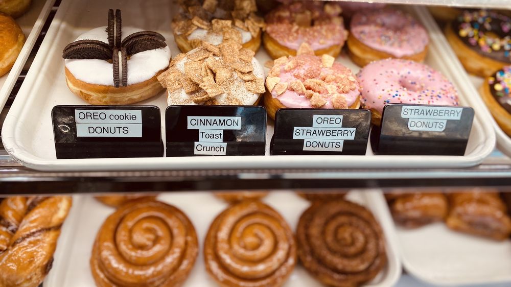 CHRISTY’S DONUTS Updated September 2024 171 Photos & 206 Reviews