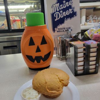 Maine Diner - Diners Near Me - Wells, Maine