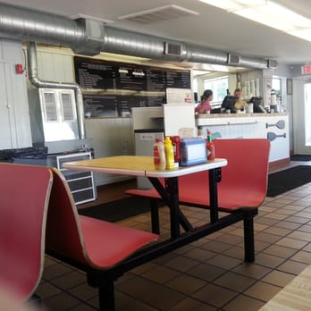 The Clam Castle - Ordering counter. Dine in or take out. Outdoor seating available. - Seafood Near Me - Madison, Connecticut