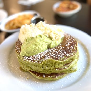 Bea Bea's - Matcha Pancakes - Coffee & Tea Near Me - Burbank, California Bea Bea's - Matcha Pancakes - Coffee & Tea Near Me - Burbank, California