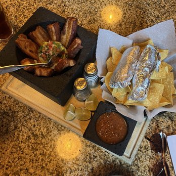 Las Brasas - chicharrones guacamole chips and salsa - Mexican Near Me - Dallas, Texas Las Brasas - chicharrones guacamole chips and salsa - Mexican Near Me - Dallas, Texas