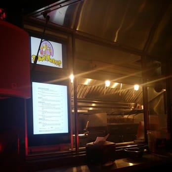 2 Jive Turkeys - 2 Jive Turkeys kitchen - Comfort Food Near Me