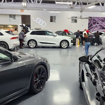 Audi Beverly Hills - Car Dealers Near Me - Beverly Hills, California