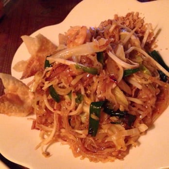 Mali Thai Bistro - Thai Near Me - Lee's Summit, Missouri