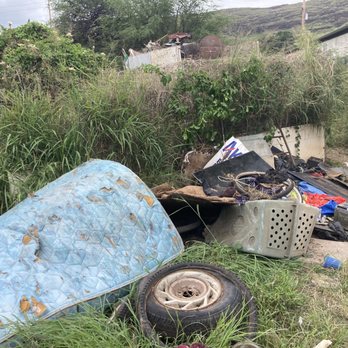 Oahu Junk Removal - Junk hauling of mattresses, tires, tables & chairs. Before & after photos. - Junk Removal & Hauling Near Me Oahu Junk Removal - Junk hauling of mattresses, tires, tables & chairs. Before & after photos. - Junk Removal & Hauling Near Me
