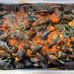 Valentino's Restaurant & Pizzeria - Mussels Marinara