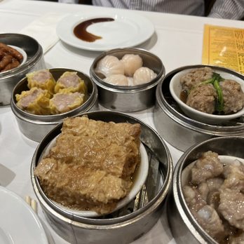 Fortune Wheel - Chicken feet, shrimp shumai. Meat balls. Steamed spare ribs. Stuffed dried bean curd. - Dim Sum Near Me - Levittown, New York