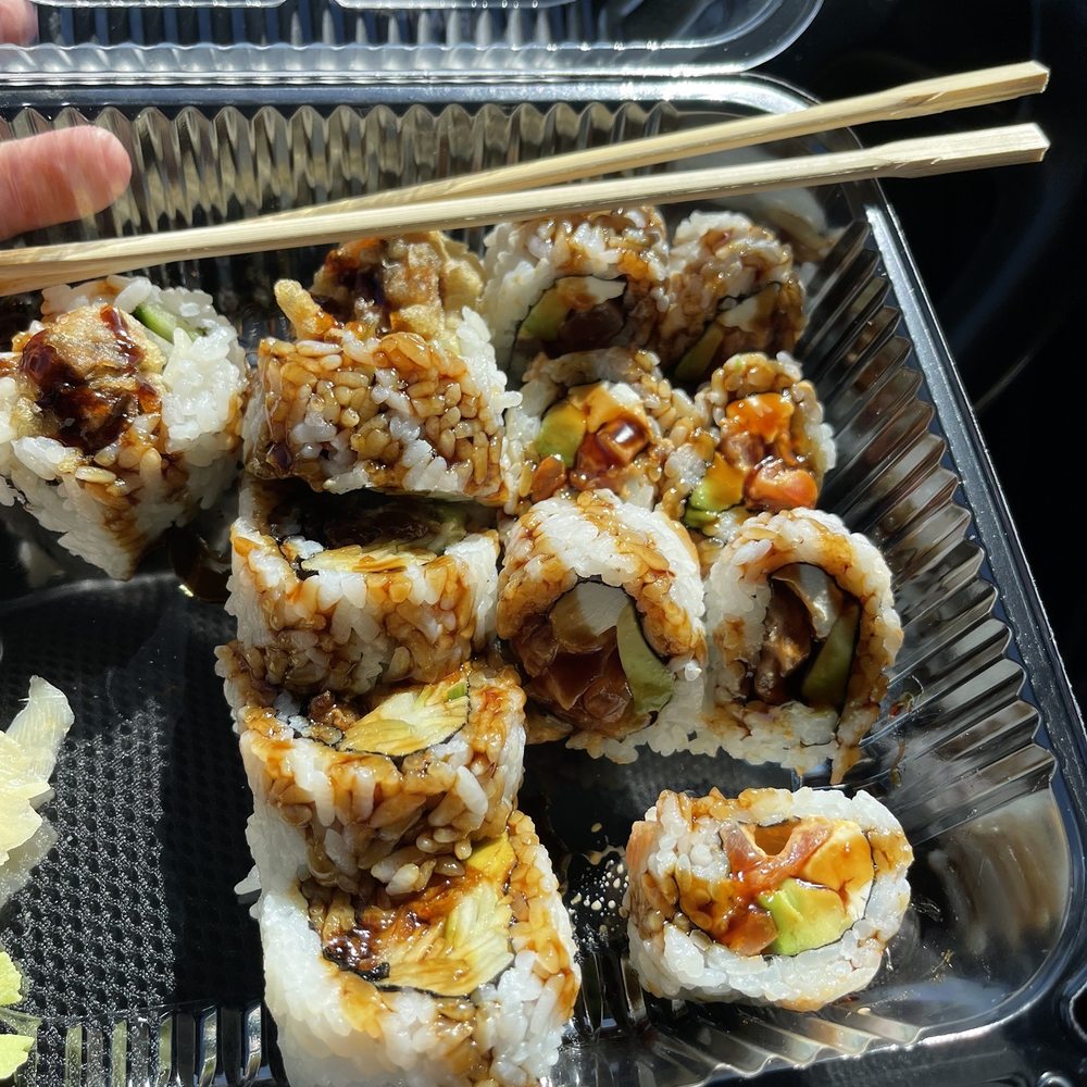 Spider Roll and Okinawa Spicy Tuna Roll (carry-out) Spider Roll and Okinawa Spicy Tuna Roll (carry-out)