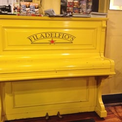 Filadelfio's Restaurant & Bar