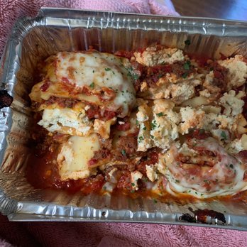 Buca di Beppo Italian Restaurant - Placed an order to go for lasagna, and this is what I get?? This is lasagna??? - Italian Near Me - Redondo Beach, California