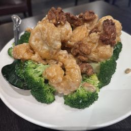 Shrimp With Honey Walnut