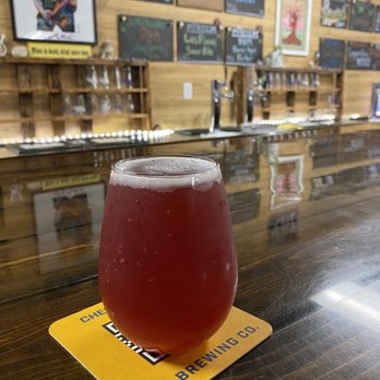 Lazy River Taphouse - Snow Globe hard cider - Beer Bar Near Me - West Richland, Washington