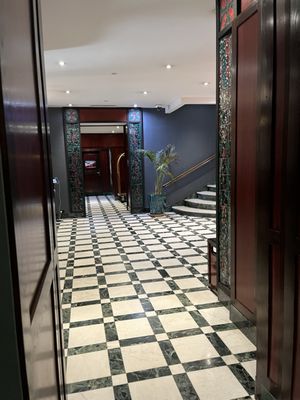 Washington Square Hotel by null