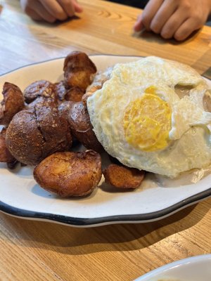 Eggy's Diner by null