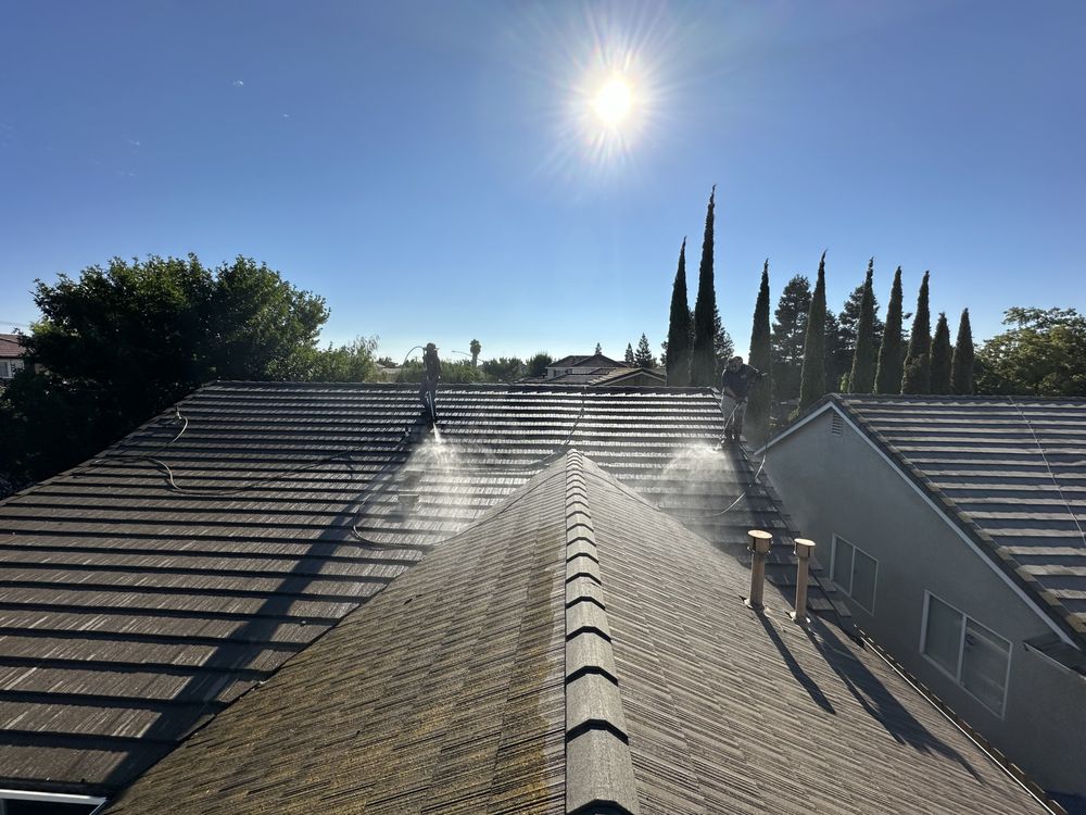 Slide of Rescue Roofer