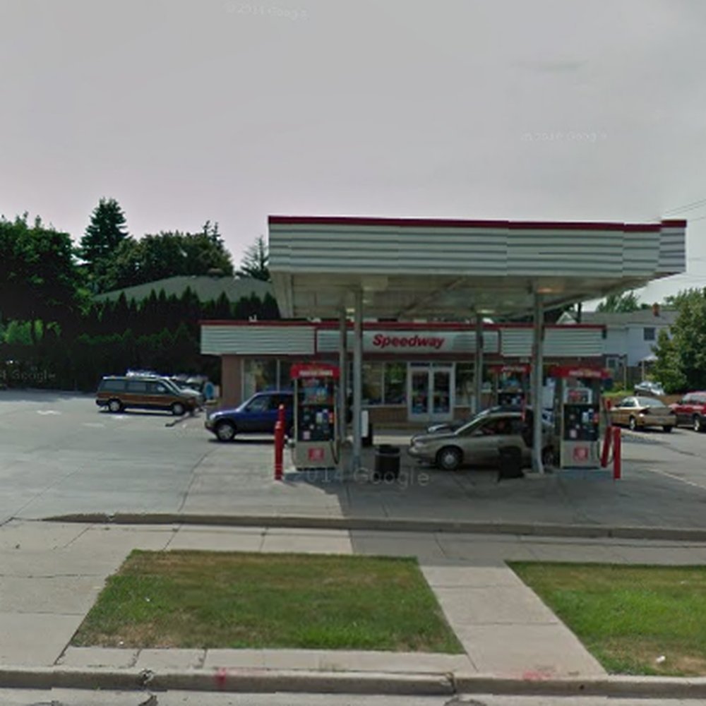 Speedway - View of the actual gas station mentioned. - Gas Stations Near Me - Milwaukee, Wisconsin Speedway - View of the actual gas station mentioned. - Gas Stations Near Me - Milwaukee, Wisconsin