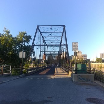 City Island - Walnut Street Bridge - Parks Near Me - Harrisburg, Pennsylvania