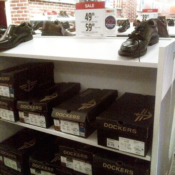 JCPenney - The SALE sign looked like it applied to all the shoes. There was no way to see which shoes the SALE price applies to! Trickery! - Department Stores Near Me - Glendale, California