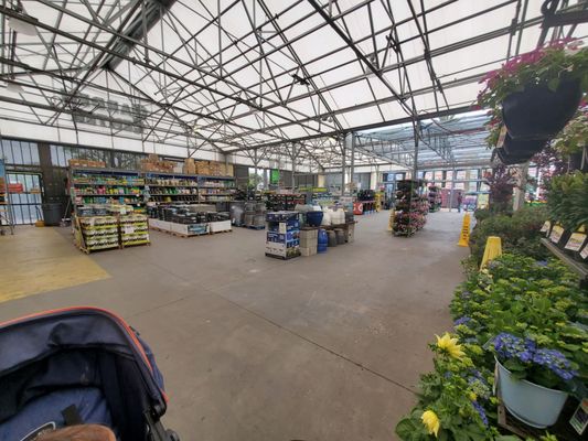 Lowe's Home Improvement by null