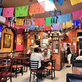Los Barbaros Birria - Tacos Near Me - Belmar, New Jersey