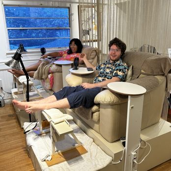 Aqua Nails & Massage - Valentine's Day pedicure day - Nail Salons Near Me - Honolulu, Hawaii
