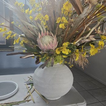 Design in Blooms - Floral Designers Near Me