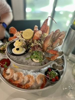 Fanny Bay Oyster Bar & Shellfish Market by null