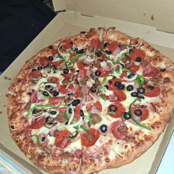 DOS Por Uno Pizzeria - Supreme Pizza Size X-L - Pizza Near Me - Long Beach, California DOS Por Uno Pizzeria - Supreme Pizza Size X-L - Pizza Near Me - Long Beach, California