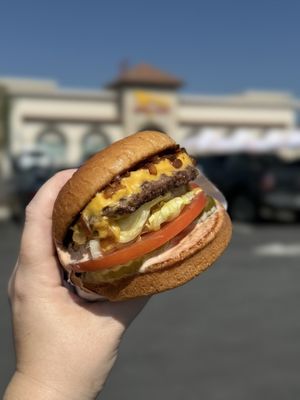 In-N-Out Burger by null